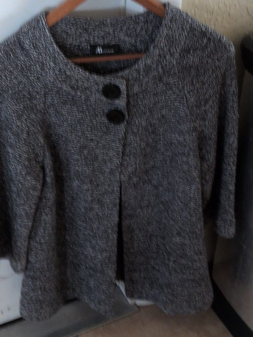 AB Studio Gray Textured Knit Button-Front Cardigan